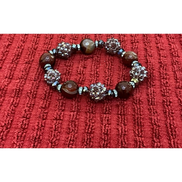 Bracelet - Picture 1 of 2